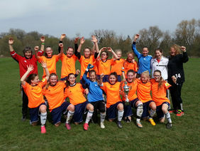Die U14-Hessenauswahl gewann das Mädchenturnier in Südbaden.